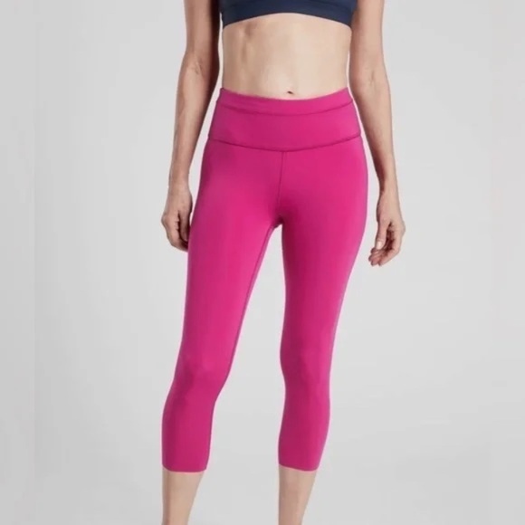 ATHLETA | Accelerated Cropped pants l Fuchsia Pink Small petite - Picture 5 of 7